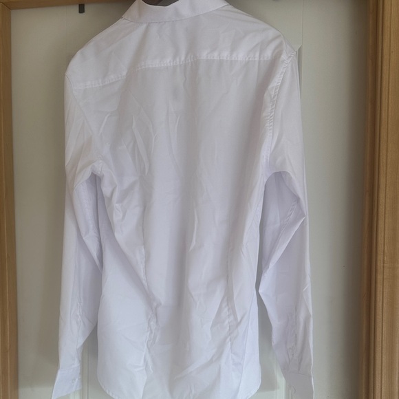 Classic White Men's Dress Shirt - Picture 2 of 3